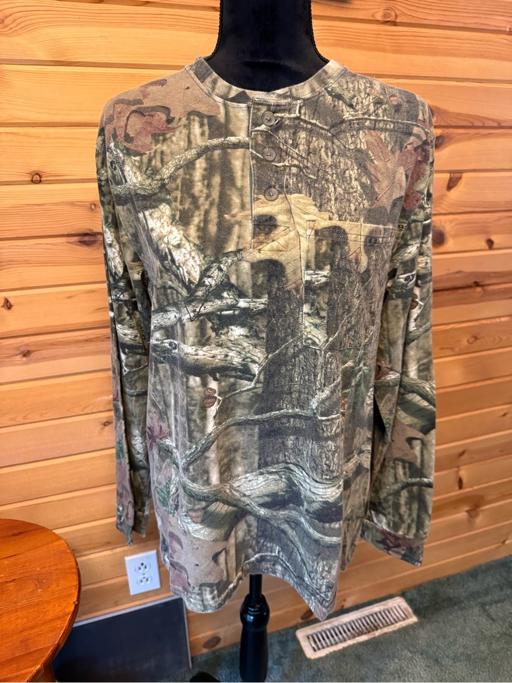 Mossy Oak Camouflage Long-Sleeve Henley - Green/Brown/Tan